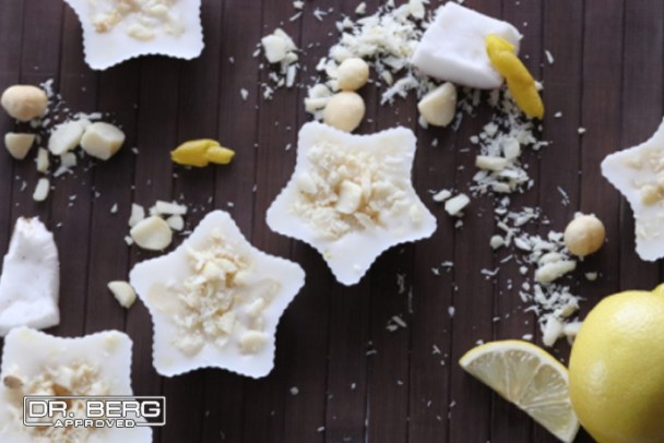Coconut Lemon Macadamia Nut Fat Bomb