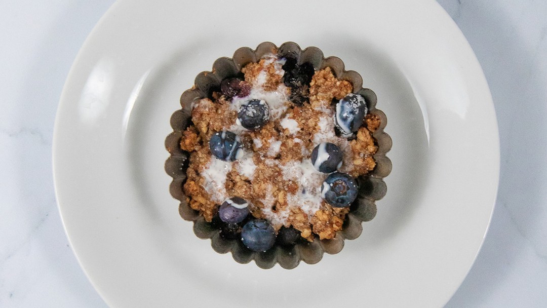 Keto Blueberry Crumble