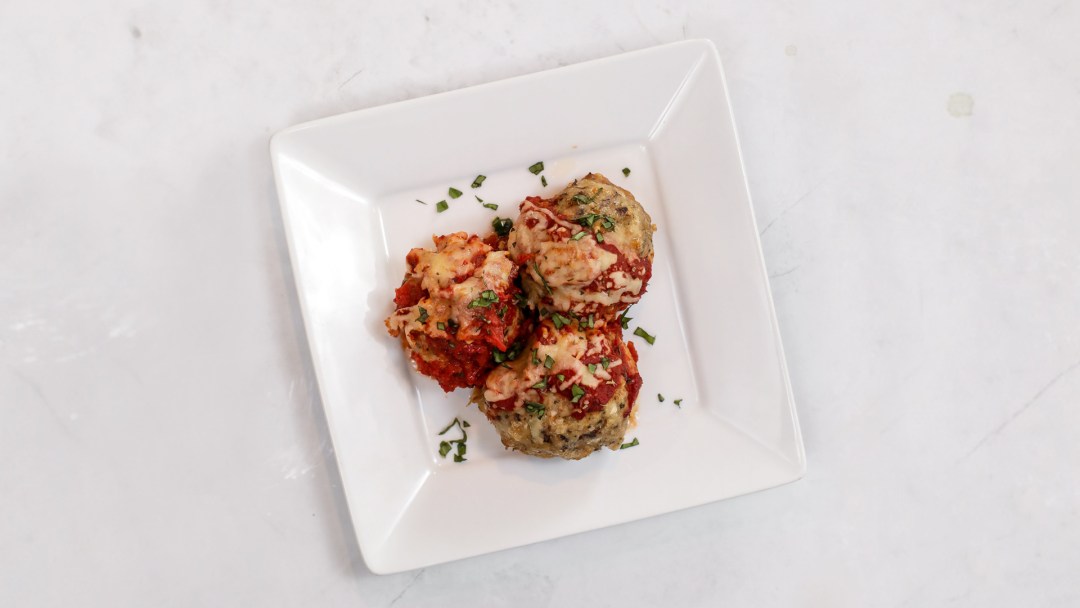 Keto Cheesy Meatballs