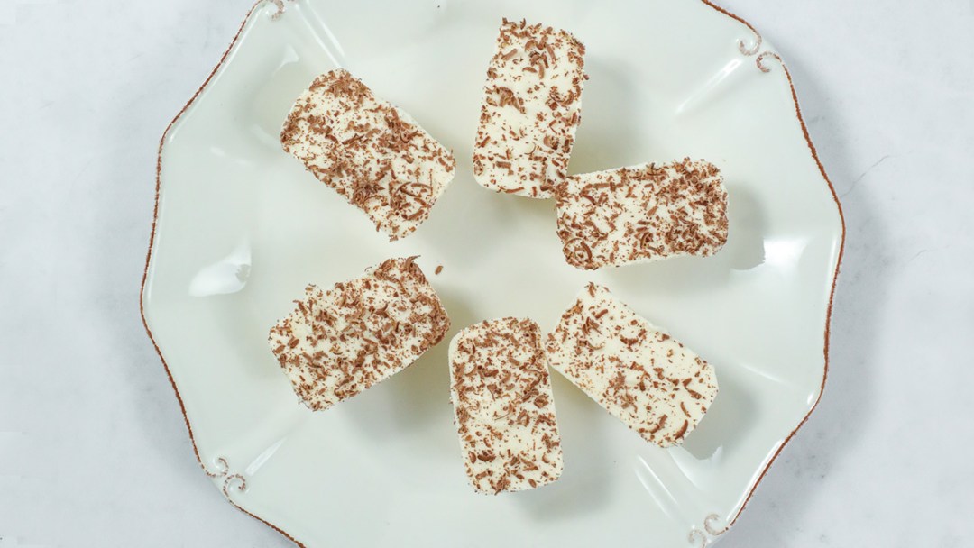 Keto Cheesecake Fat Bomb