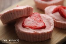 No-Bake Strawberry Cheesecake Fat Bomb