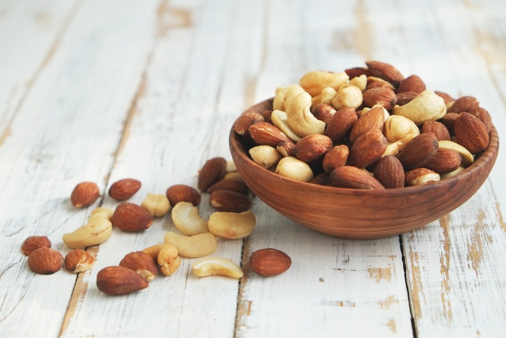 Bowl of cashews and almonds 