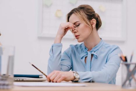 How to STOP Tinnitus (Ringing in the Ears) in 30 SECONDS with This Technique – Dr. Berg