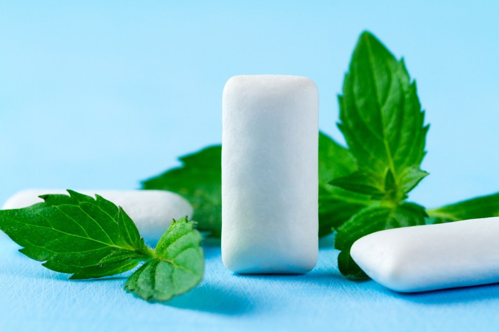 Peppermint gum
