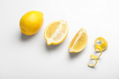 5 Amazing Lemon Peel Benefits