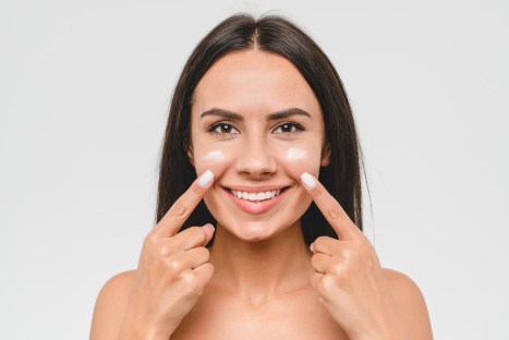 5 Natural Remedies for Dry Skin