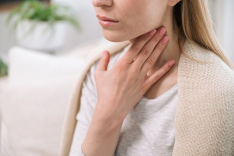 How to Ease a Sore Throat Quickly Using Acupressure