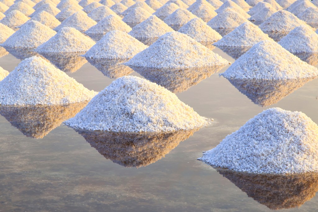 Sea salt pyramids