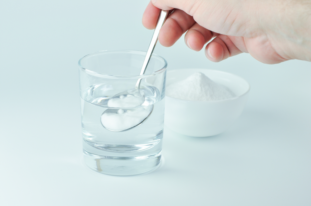 Water glass with baking soda