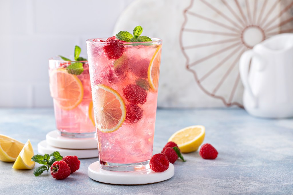 Raspberry lemon water