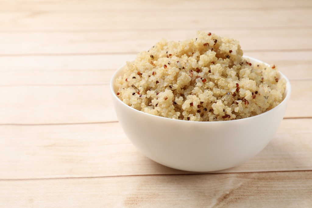 a bowl of cooked quinoa