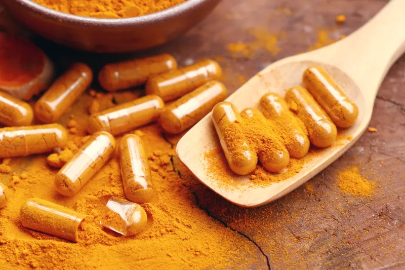 Turmeric capsule and powder