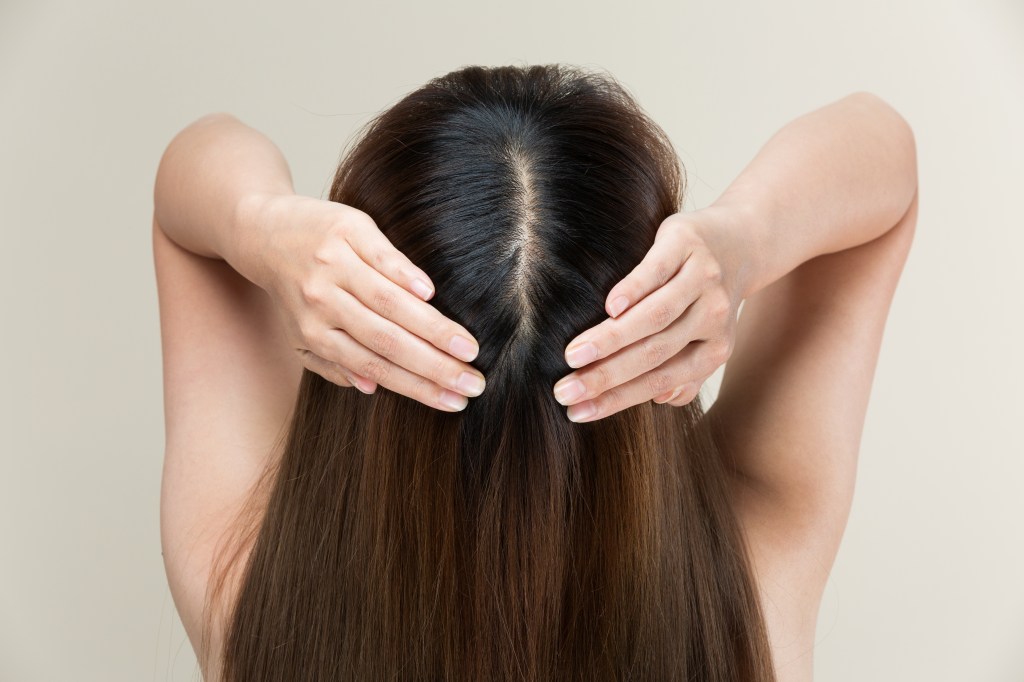 Woman with healthy scalp