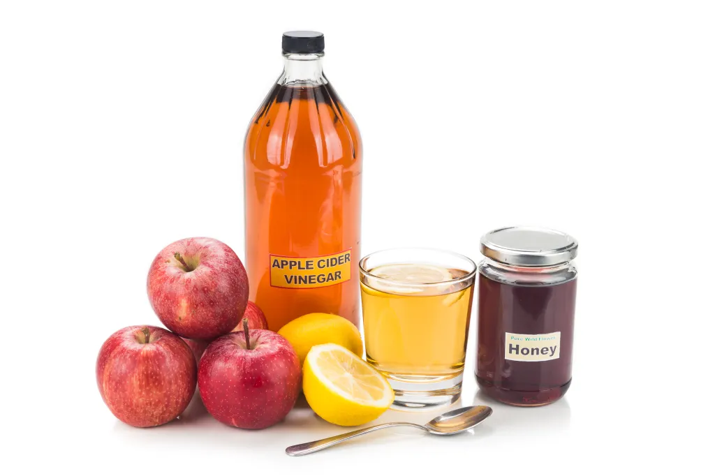 Apple cider vinegar and lemon