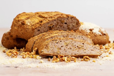 Keto Walnut Spice Loaf