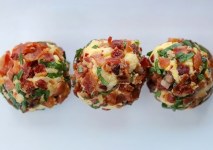 Bacon and egg fat bombs