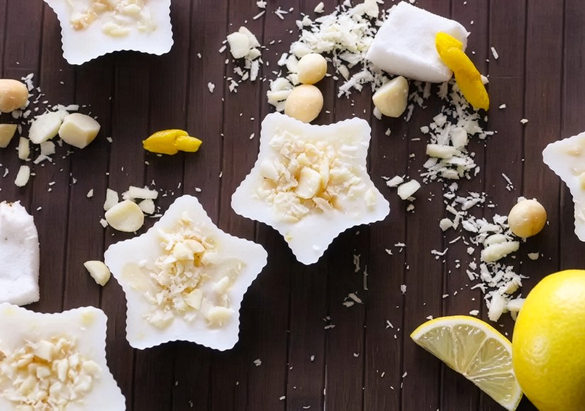 Coconut lemon macadamia nut fat bomb