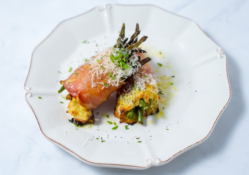 Prosciutto asparagus ricotta rolls