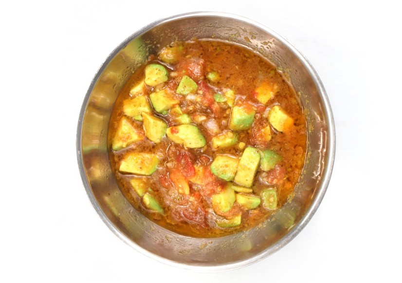 Keto roasted tomato avocado relish