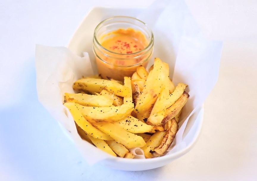 Keto Rutabaga Fries with Fry Sauce