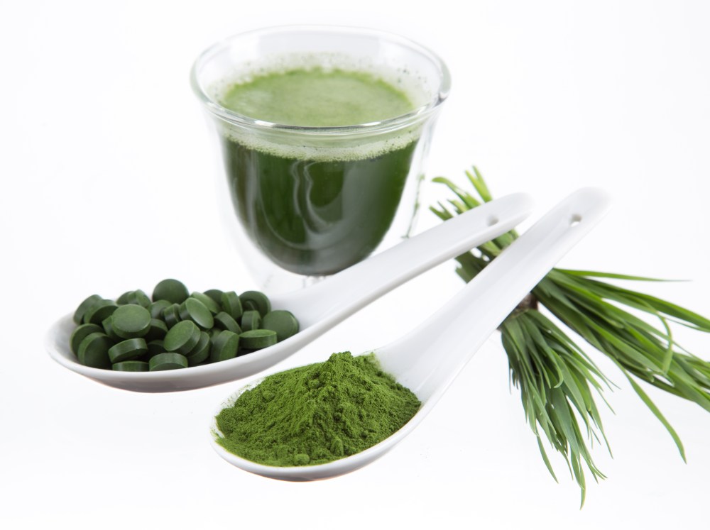 Various forms of greens supplements 