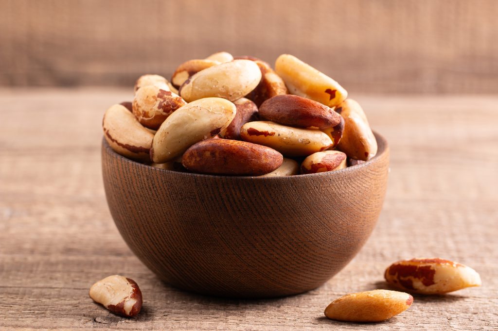 Brazil nuts in a bowl 
